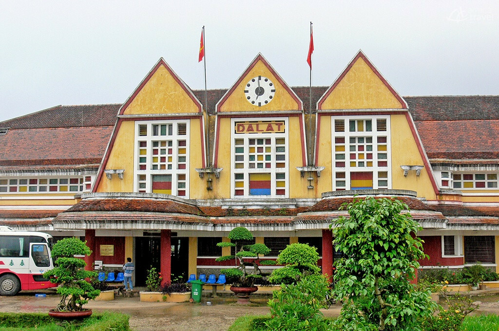 gare dalat style art deco