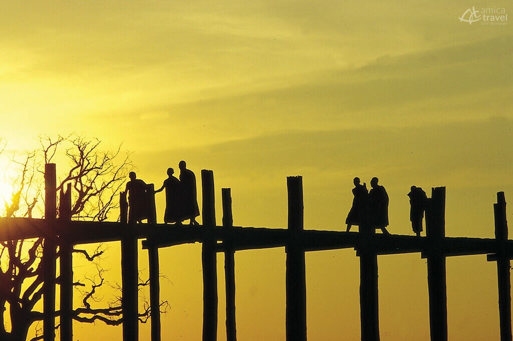 monasteres mandalay birmanie