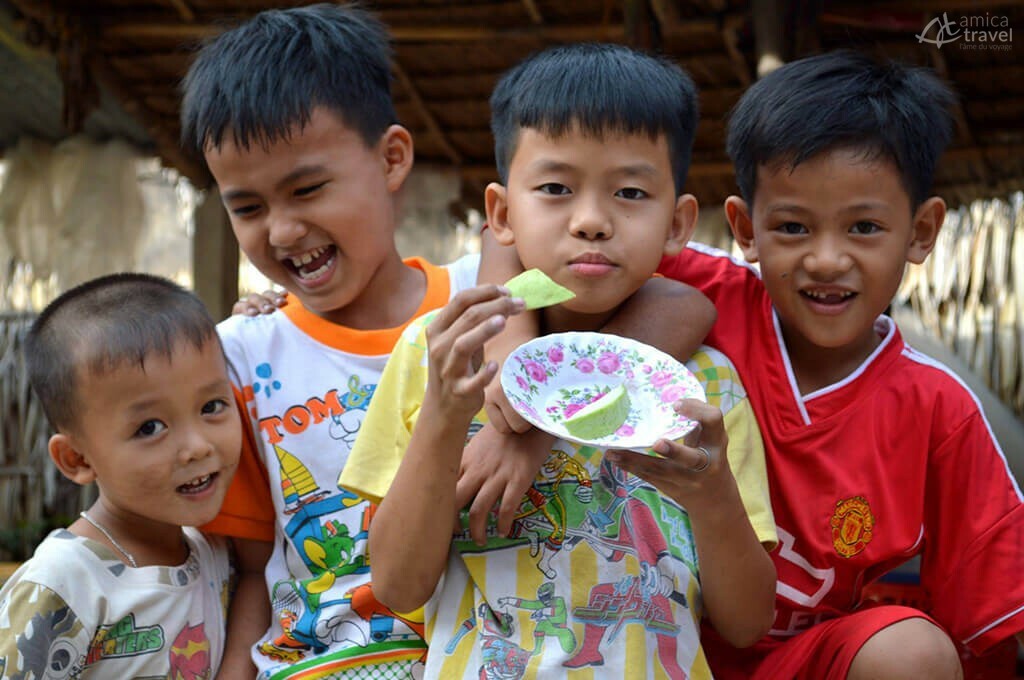 enfants chez viet ben tre vietnam