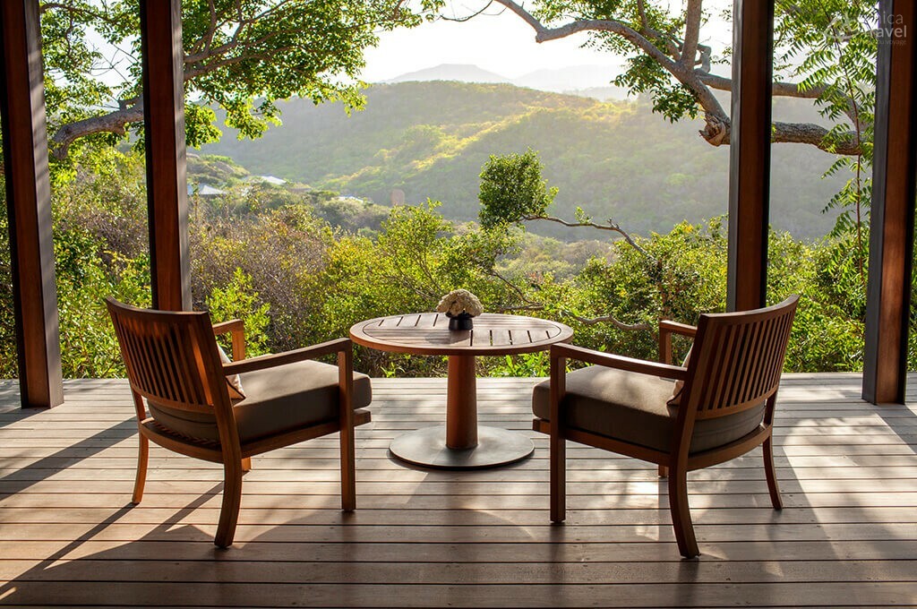 terrasse vue sur montagne Ninh Thuan Vietnam