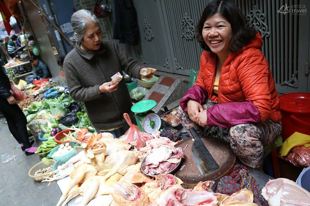 vendeuse poulet marché Hanoi