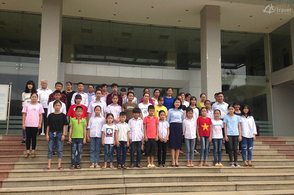 La remise de bourses à Bac Giang en 2015 remise bourses bac giang 2015