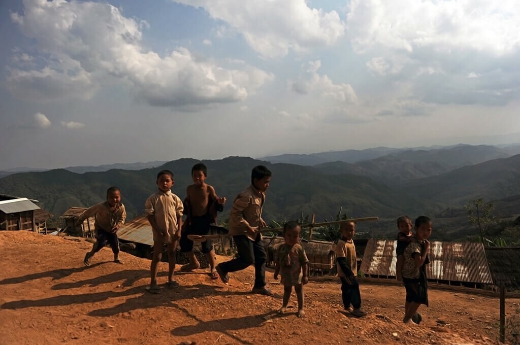 enfants phu sang Phongsaly Laos