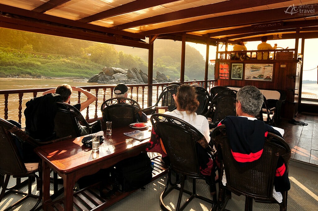 Voyage sur le Mékong bateau Luangsay, Laos