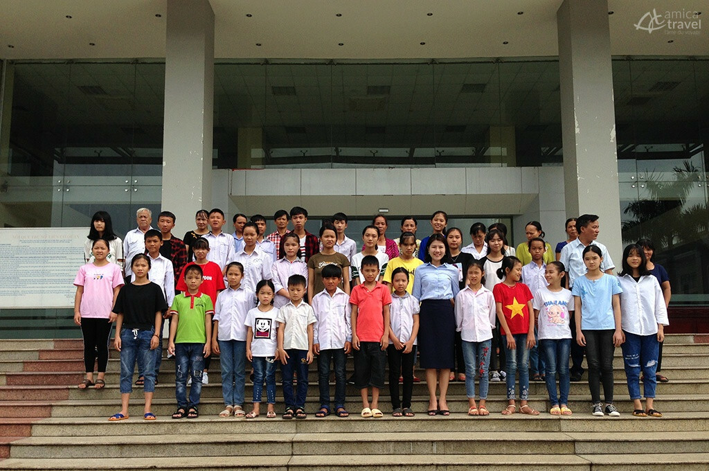La remise de bourses à Bac Giang remise bourses bac giang