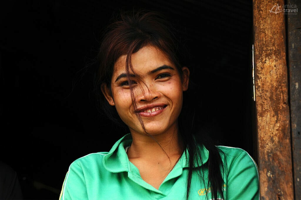 Jeunne fille raglai Ratanakiri Cambodge Jeunne fille raglai Ratanakiri Cambodge