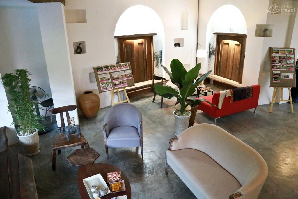 salon accueil client bureau hanoi