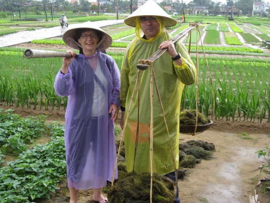 voyage au vietnam avec le couple de M. Lescot