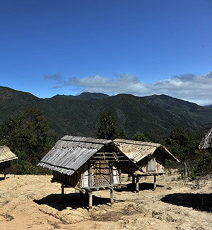 village katu laos
